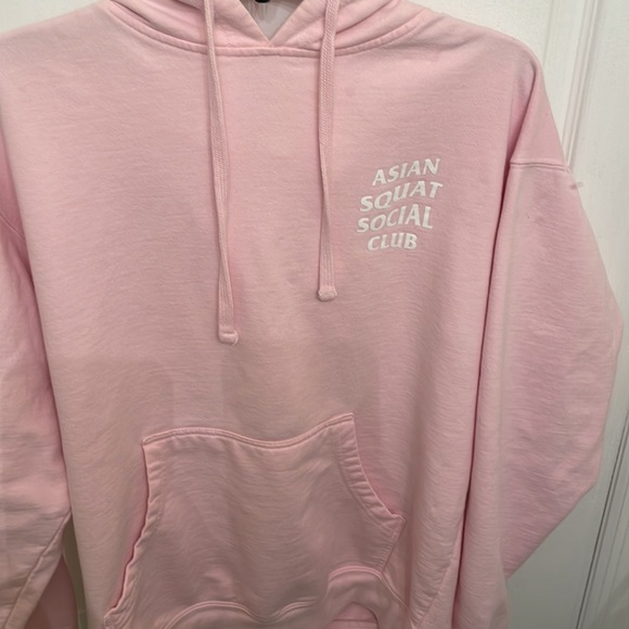 Asian Squat Social Club - Picture 6 of 10